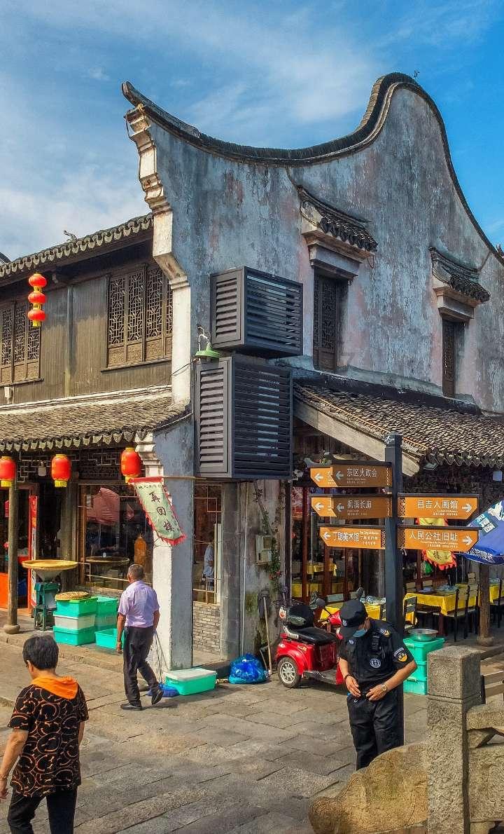 逃离遗弃的建筑3